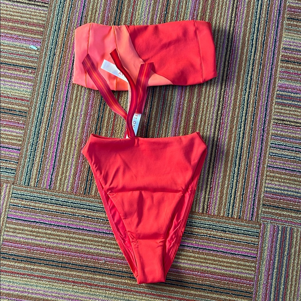 Left On Friday LOF x DUNE Bikini Top XS NWT Sweet Chili Heat Aperol